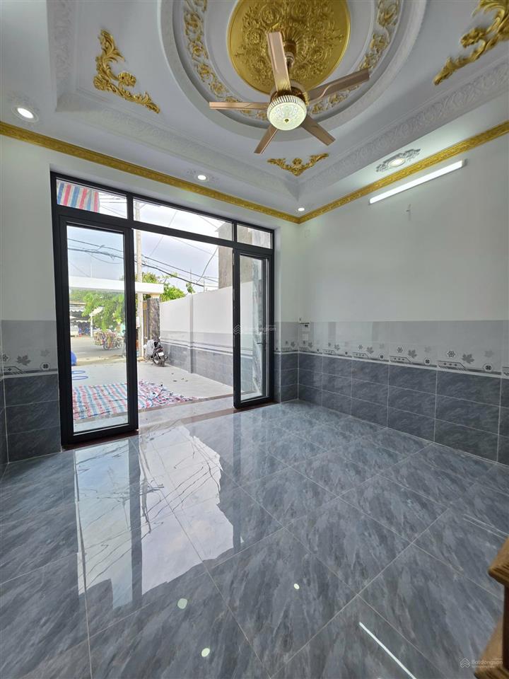 Bán nhà mới 1t2l 4.6x27m, mặt tiền đt 743a gần kcn sóng thần 2 (sầm uất, hoàn công)