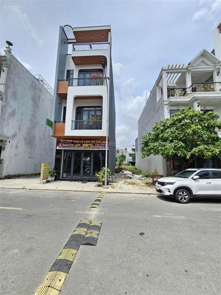 Bán đất 5x20m, đường n1 kdc the suncity gần chợ phú phong (giá rẻ, không vướng)
