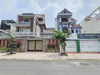 Bán biệt thự 1t2l 10x25m, đường số 9 trung tâm hành chính dĩ an (sầm uất)