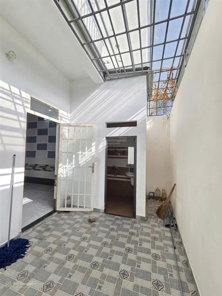 Bán nhà 1t 1l 5x15m, đường d4 kdc hòa lân 2 (giá rẻ, hoàn công, đang thuê 7tr/th)