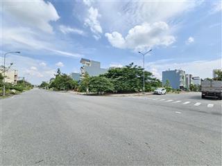 Bán lô góc 5.720.2m, đường d6 và n4 kdc phú hồng thịnh 10 (trục chính, giá rẻ)