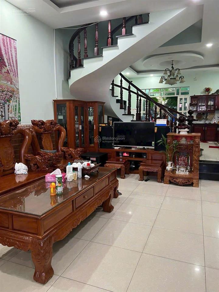 Bán nhà 1t2l 5x20m, đường d1 kdc việt sing (hoàn công, sầm uất, trục chính)