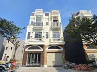 Bán đất 4x15m, đường n4 kdc icon central gần chợ thông dụng (không vướng, giá rẻ)
