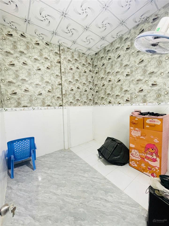 Bán nhà cấp 4 (5.3x19.6m), hẻm bùi thị xuân kế bên chợ tân bình (giá rẻ)
