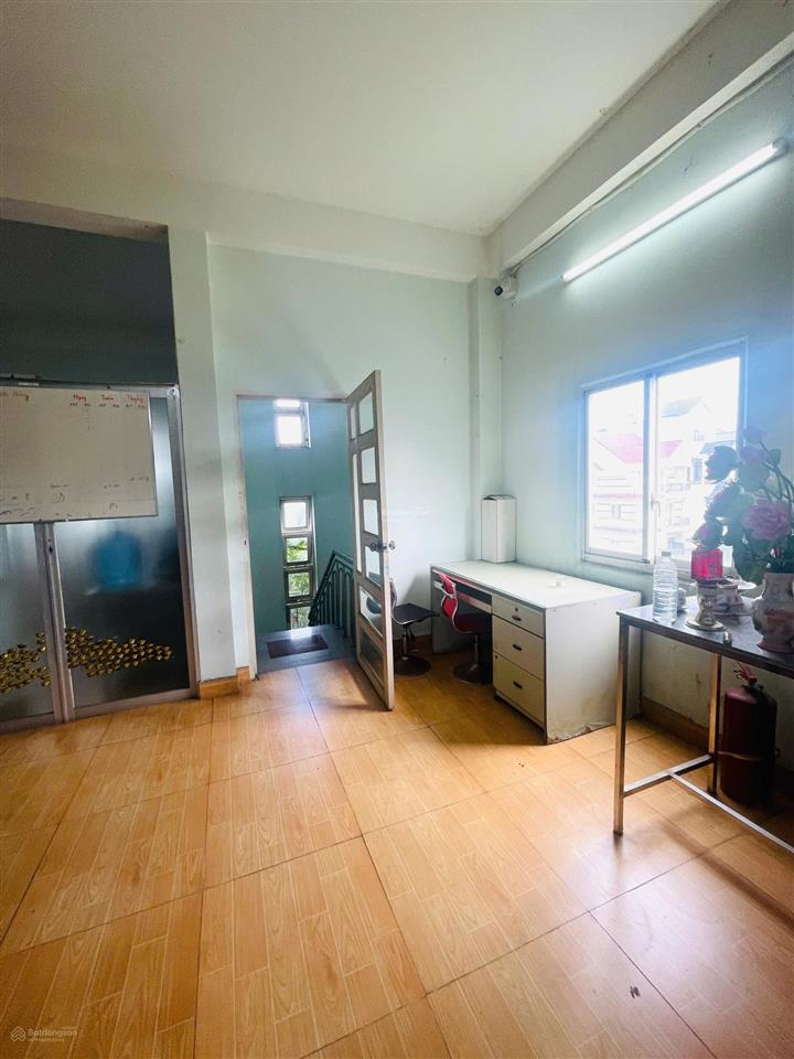 Bán nhà 1t5l 6x22m, đường l trung tâm hành chính dĩ an (hoàn công, kinh doanh)