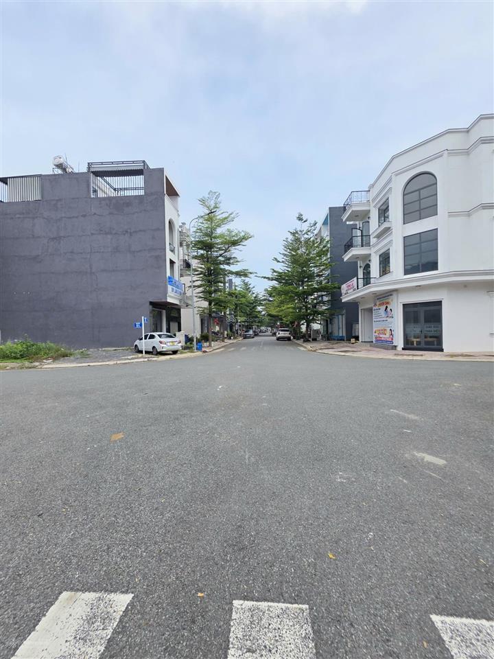 Bán đất 4x16m, đường d1 kdc phú hồng phát (trục chính, không vướng, giá rẻ)