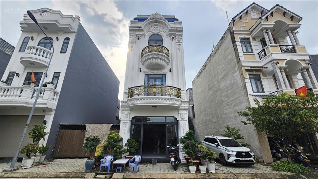 Bán nhà 1t2l 5x17m, đường d4 the suncity gần chợ phú phong (giá rẻ, không vướng cống và tủ điện)