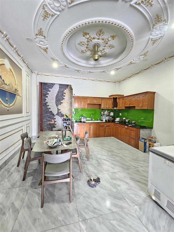 Bán nhà 1t2l 5x17m, đường d4 the suncity gần chợ phú phong (giá rẻ, không vướng cống và tủ điện)