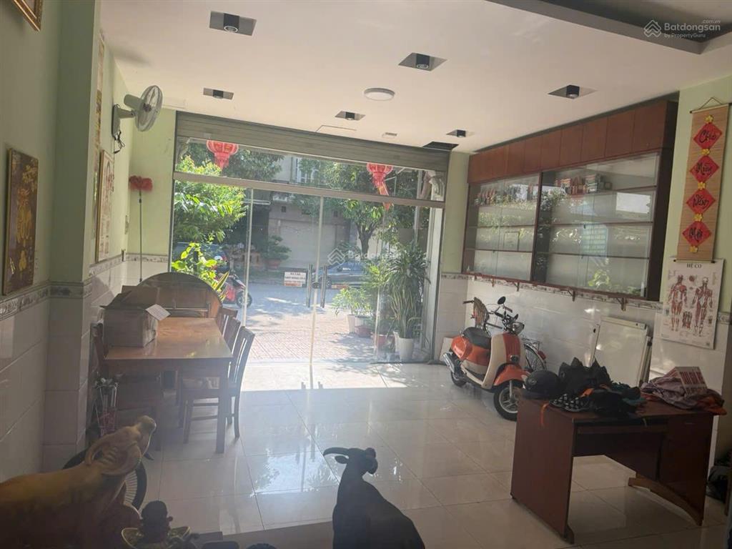 Bán nhà 1t2l 5x31m, đường n2 kdc sóng thần b kế vincom 550 (kinh doanh, trục chính, không vướng)