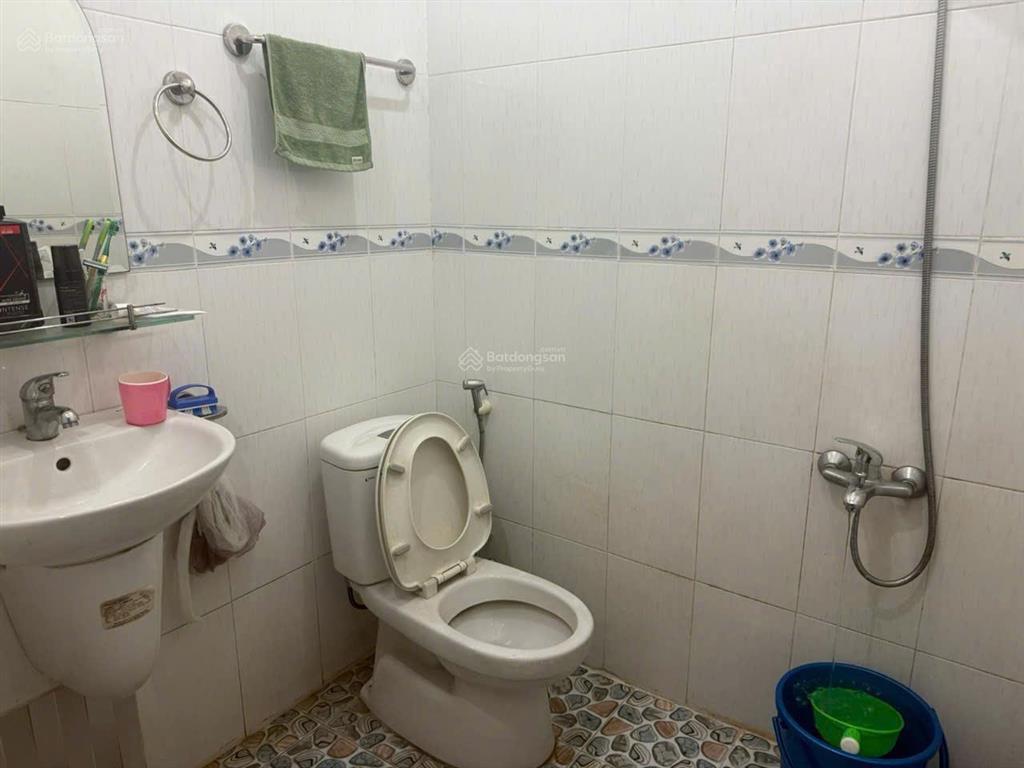 Bán nhà 1t2l 5x31m, đường n2 kdc sóng thần b kế vincom 550 (kinh doanh, trục chính, không vướng)