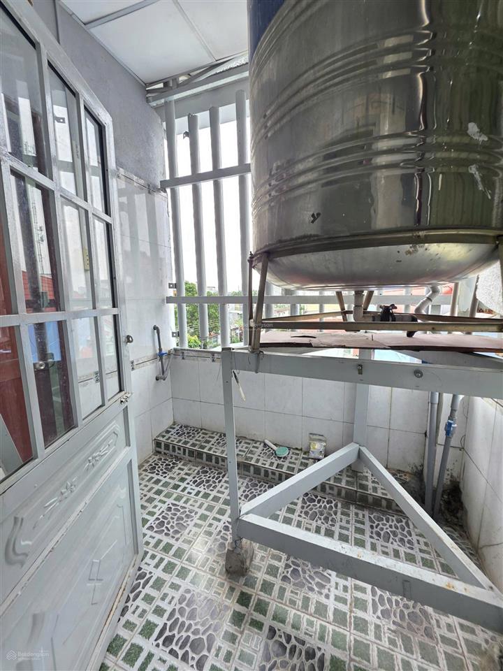 Bán nhà 1t2l 5x20m, đường d  kdc đại quang kế metro (trục chính, kinh doanh)