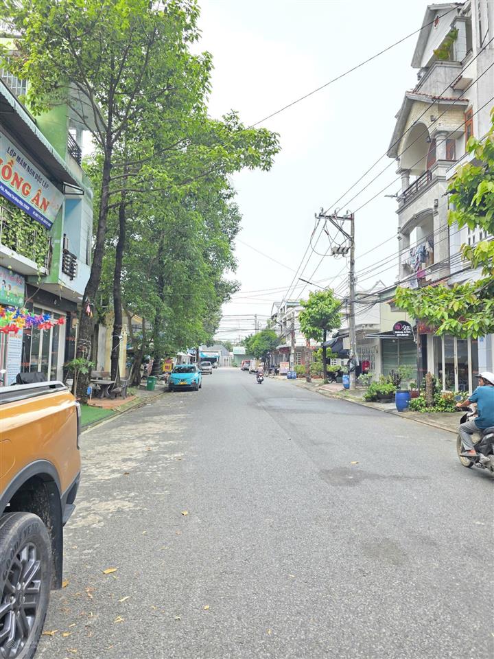 Bán nhà 1t2l 5x20m, đường d  kdc đại quang kế metro (trục chính, kinh doanh)