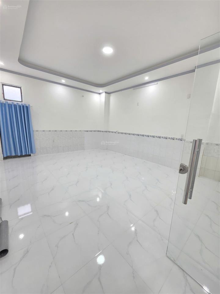Bán nhà 1t2l 5x20m, đường d  kdc đại quang kế metro (trục chính, kinh doanh)