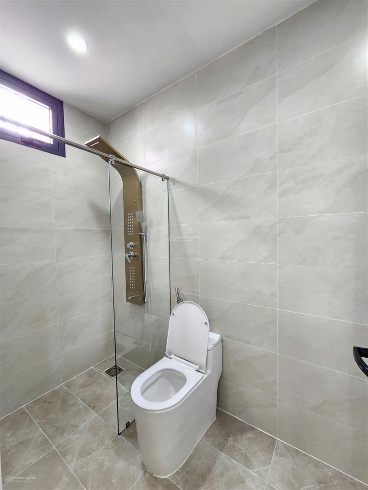Bán nhà mới 1t2l 5x18.5m, đường số 1 kdc triệu hoàng long (hoàn công, full nội thất)