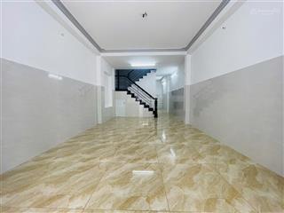 Nhà ngay sân bay trệt 3 lầu 4x18m có 5pn 4wc hẻm xe tải giá 18,5 triệu còn bớt nhẹ