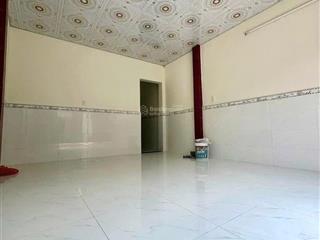 Nhà mới sơn sửa sạch đẹp 4x18m có 2pn 1wc dương quảng hàm p5 gv giá 10 triệu