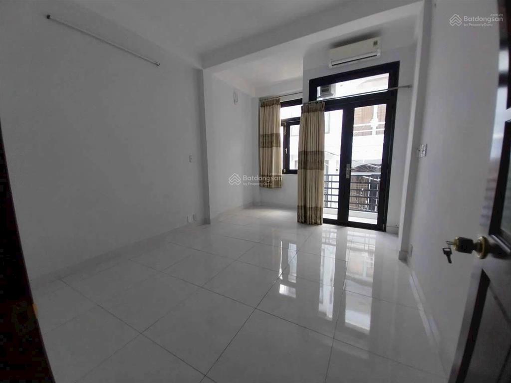 Trệt 2 lầu sân thượng 3,6x17m có 3pn 3wc sẵn nội thất ngay cầu vượt ngã 5 quang trung p10 gv