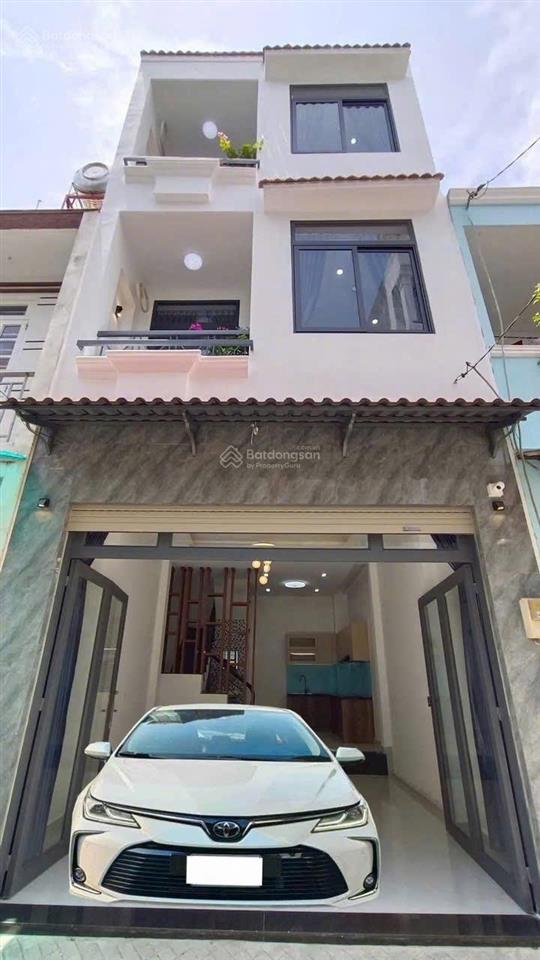 Nhà mơi xây trệt 3 lầu 4,5x10m có 3pn 3wc xe hơi ngủ trong nhà phan huy ích p12 gv