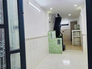 Nhà trung tâm trệt 2 lầu gồm 2pn 3wc đường hoàng sa quận 3 giá chỉ 11 triệu