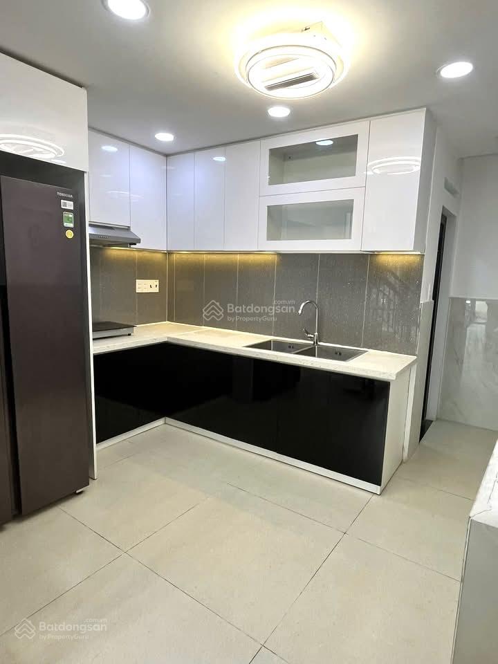 Full nội thất trệt lửng 4 lầu gồm 6pn 5wc hẻm xe hơi thống nhất p16 giá 19 triệu