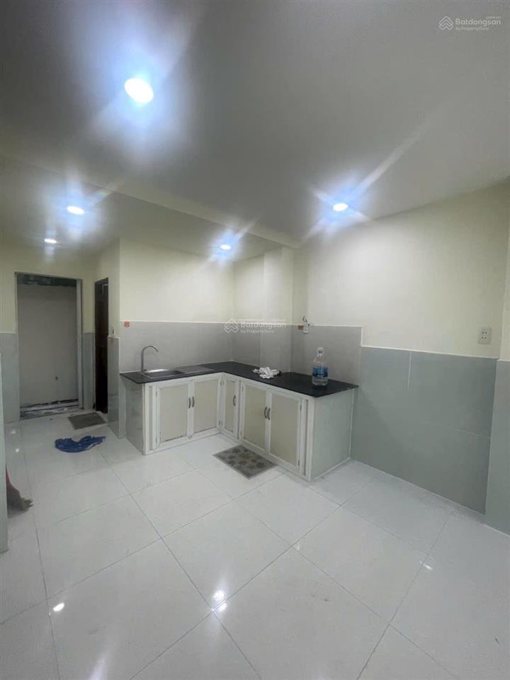 Trệt lầu 6x12m có 3pn 2wc hẻm 4m xe hơi thông gần chợ gò vấp, giá 13,5 triệu/tháng