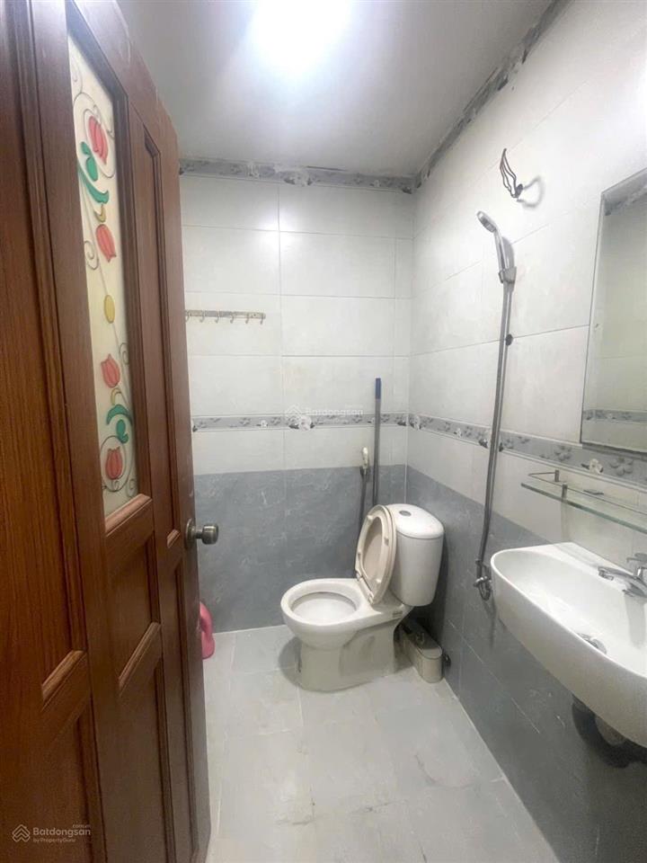 Trệt lầu 6x12m có 3pn 2wc hẻm 4m xe hơi thông gần chợ gò vấp, giá 13,5 triệu/tháng