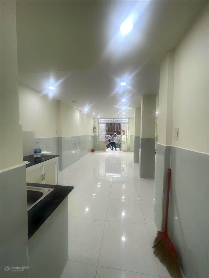 Trệt lầu 6x12m có 3pn 2wc hẻm 4m xe hơi thông gần chợ gò vấp, giá 13,5 triệu/tháng