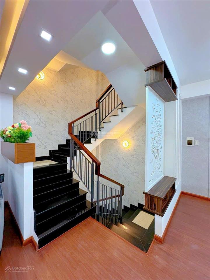 Nhà mới full nội thất trệt 3 lầu có 3pn 4wc hẻm xe hơi gần emart phan huy ích