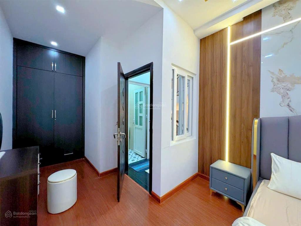 Nhà mới full nội thất trệt 3 lầu có 3pn 4wc hẻm xe hơi gần emart phan huy ích