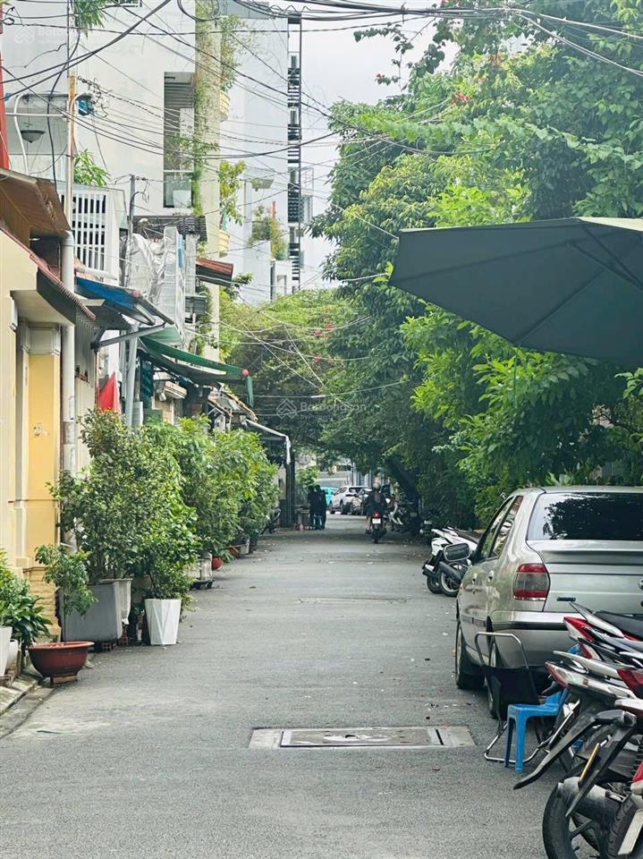 Nhà gần sân bay trệt lửng lầu 4,5x18m có máy lạnh từng phòng hẻm xe hơi hoàng văn thụ p4 tân bình