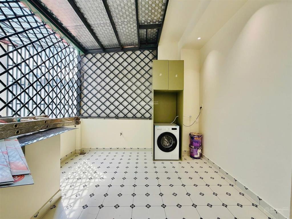 Nhà mới full nội thất trệt 2 lầu sân thượng 4pn 6wc hẻm xe hơi lê văn thọ p9 gv