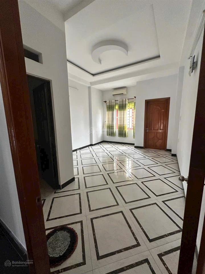 Trệt 3 lầu sân thượng 4x16m có 4pn 4wc hẻm xe hơi phan huy ích p12 giá 15 triệu