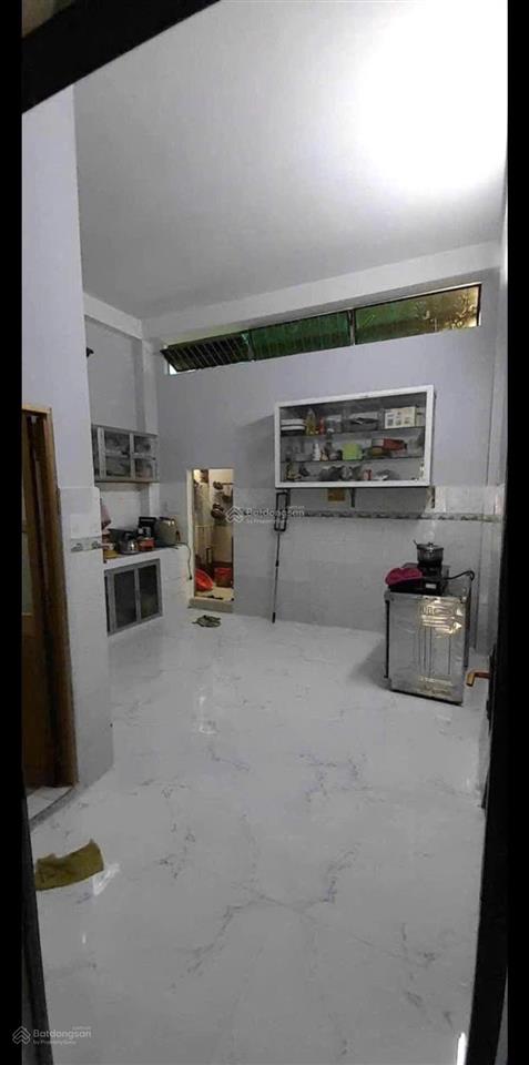 Nhà gần bv 115 trệt 2 lầu st 4,5x15m có 3pn 4wc thành thái p14 q10 giá 21 triệu còn tl