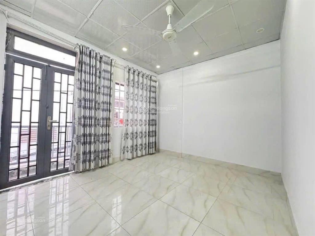 Nhà gần bv hồng đức 3pn 2wc quang trung p10 giá 12,5 triệu còn giảm nhẹ