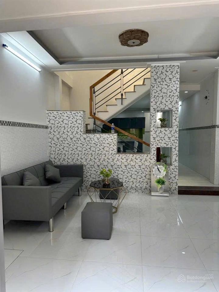 Nhà gần bv hồng đức 3pn 2wc quang trung p10 giá 12,5 triệu còn giảm nhẹ