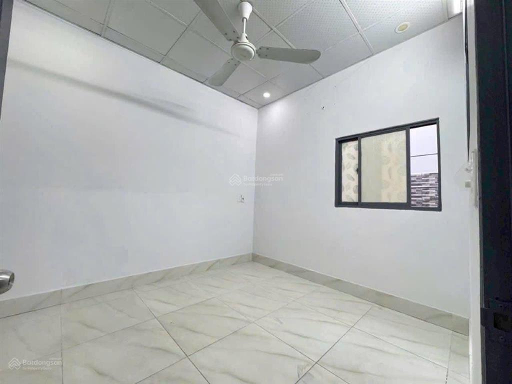 Nhà gần bv hồng đức 3pn 2wc quang trung p10 giá 12,5 triệu còn giảm nhẹ