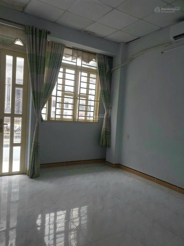Trệt lầu 4x13m có 2pn 2wc sẵn máy lạnh bùi quang là p12 gv giá 8,5 triệu