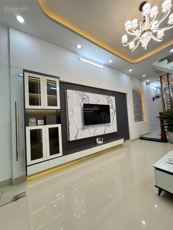 Full nội thất trệt 3 lầu 4pn 5wc hẻm xe hơi phạm văn chiêu p14 giá 25 triệu