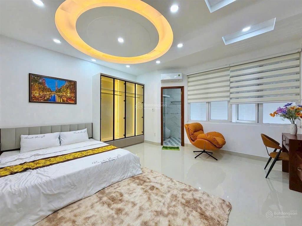 Full nội thất 5x22m trệt 3 lầu có 5pn 6wc xe hơi ngủ trong nhà nguyễn tư giản p12 gv