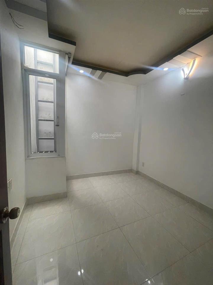 Trệt lửng 1 lầu gồm 3pn 3wc thống nhất p16 gò vấp giá 9,5 triệu