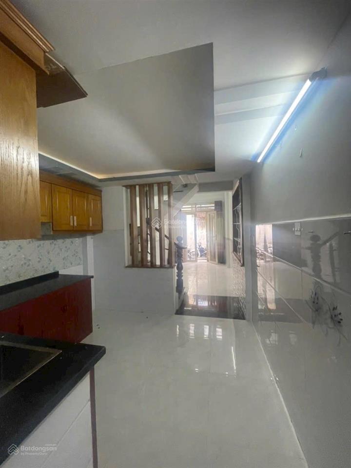 Trệt lửng 1 lầu gồm 3pn 3wc thống nhất p16 gò vấp giá 9,5 triệu