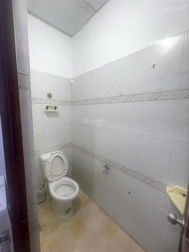 Nhà gần chợ tân trụ, nhà ga t3 trệt lầu có 4pn 2wc nguyễn sỹ sách p15 tân bình giá 10 triệu