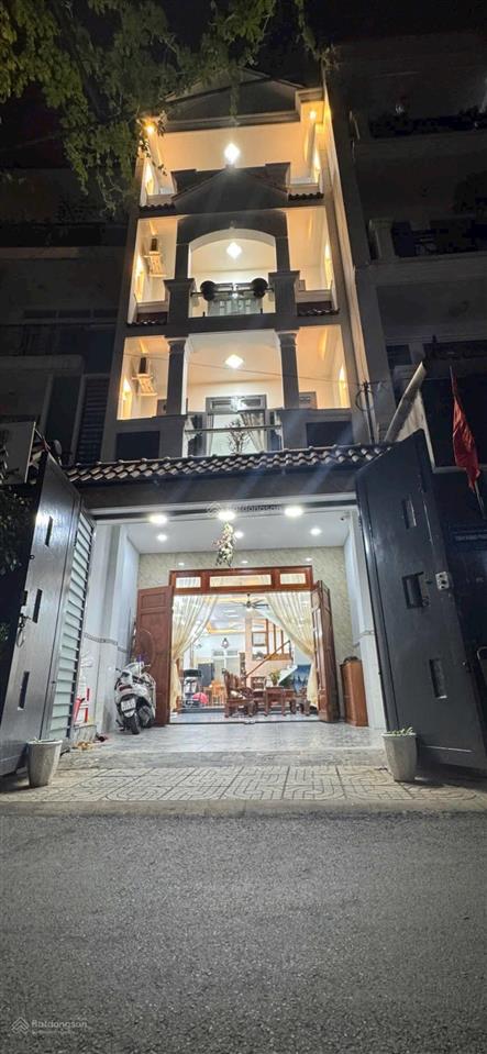 Trệt 3 lầu sân thượng 5x20m có 5pn 6wc xe hơi ngủ trong nhà bùi quang là p12 gv giá 30 triệu tl