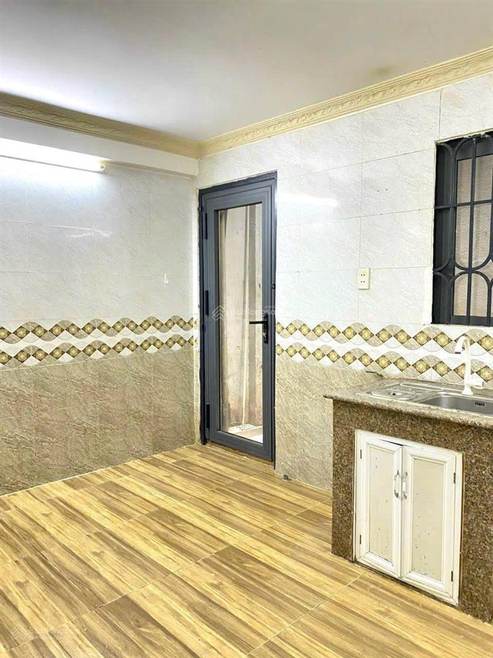 Trệt 2 lầu sân thượng có 3pn 4wc hẻm xe hơi lê hoàng phái p17 gv giá 12,5 triệu