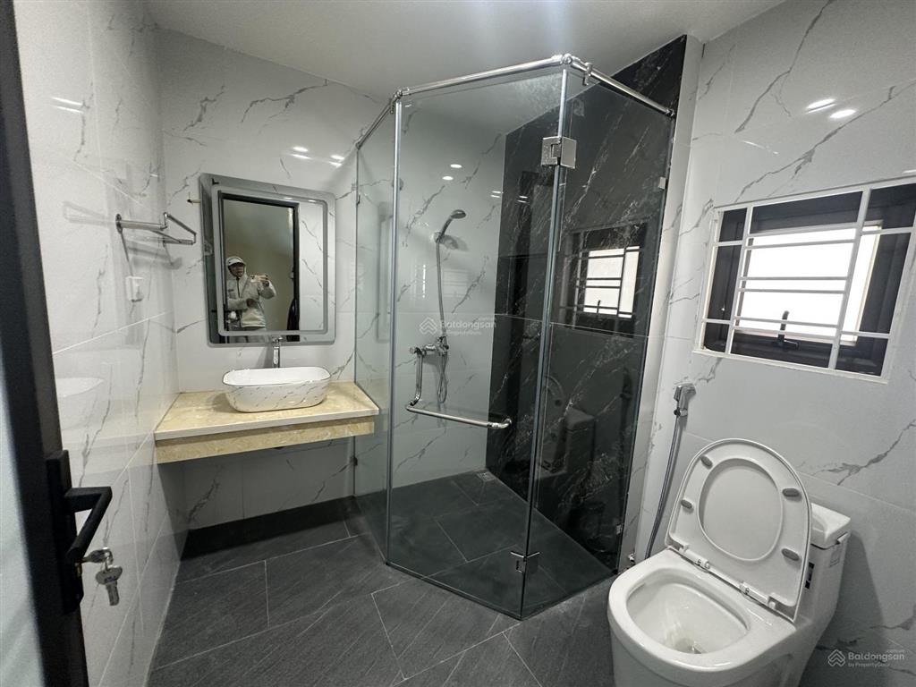 Bán nhà phố xuân đỗ, long biên 35mx5 tầng giá 7 tỷ. lô góc, full nội thất, gần trường, chợ, nhà mới