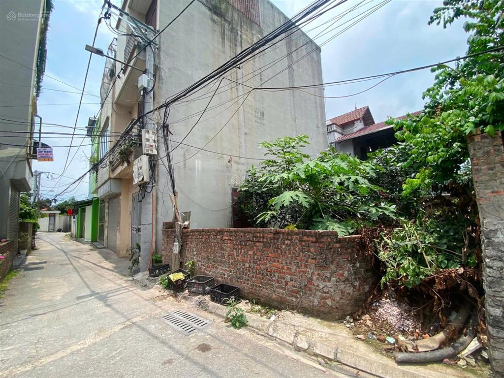 Bán đất tại đông dư, gia lâm, 2,3 tỷ, 65 m2, mặt ngõ thông, ô tô, mặt đường rộng, xây nhà cực đẹp