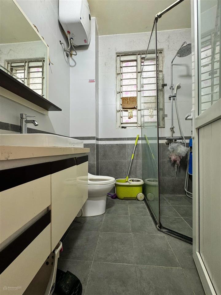 Bán nhà riêng tại nguyễn văn cừ, gia thụy, long biên, 8 tỷ vnd, 46 m2, 4pn, 4wc