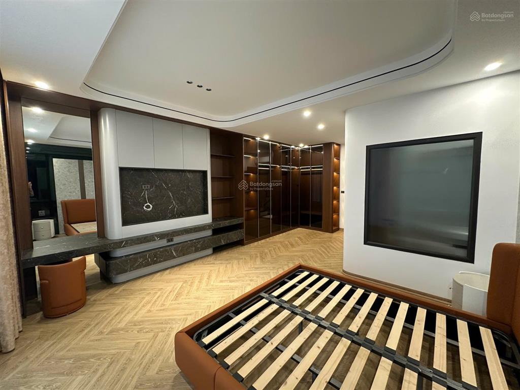 Bán nhà riêng tại phúc lợi, 9 tỷ, 60 m2, full nội thất, thang máy
