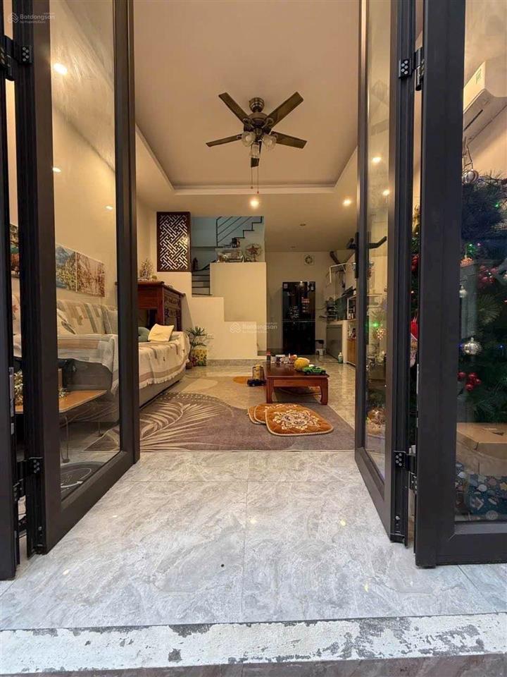 Bán nhà phố hoa lâm, long biên 47m2, giá 6,6 tỷ. nhà đẹp, hiếm,