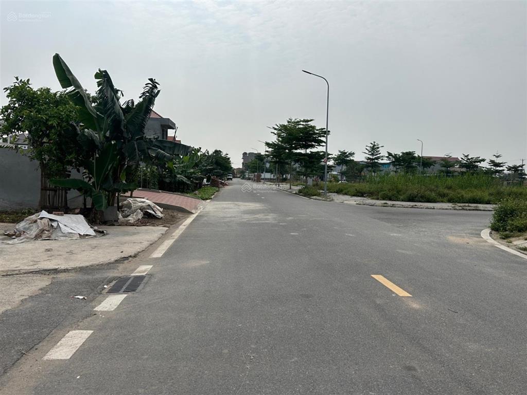 Bán đất tại thôn bãi sậy 2, tân dân, khoái châu 60m, mặt tiền 6m giá 2,45 tỷ